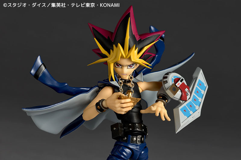 Revoltech Yu-Gi-Oh! Duel Monsters - Yami Yugi