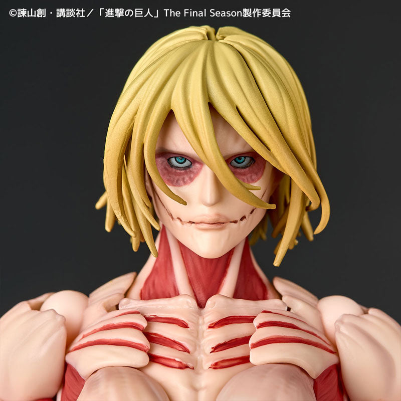 Revoltech Amazing Yamaguchi: Attack on Titan - Female Titan